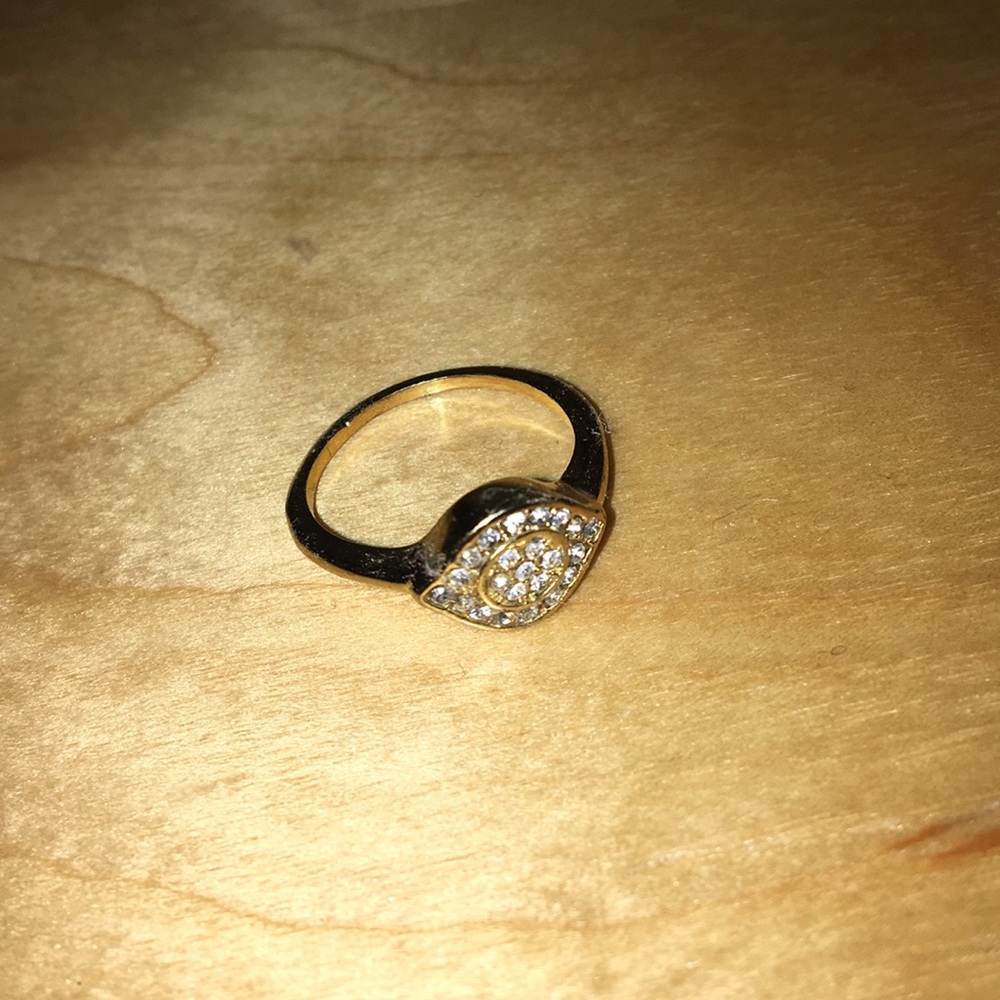 Jeweled ring